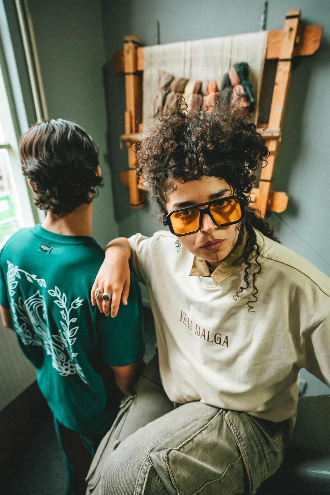 YENI DALGA YOLTOZ SHIRT